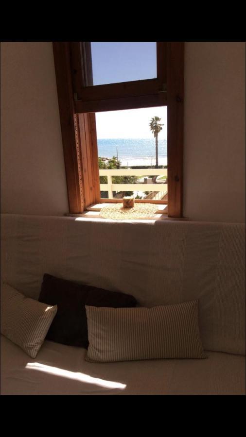 Beachfront Rooms Marina Di Ragusa Exterior foto
