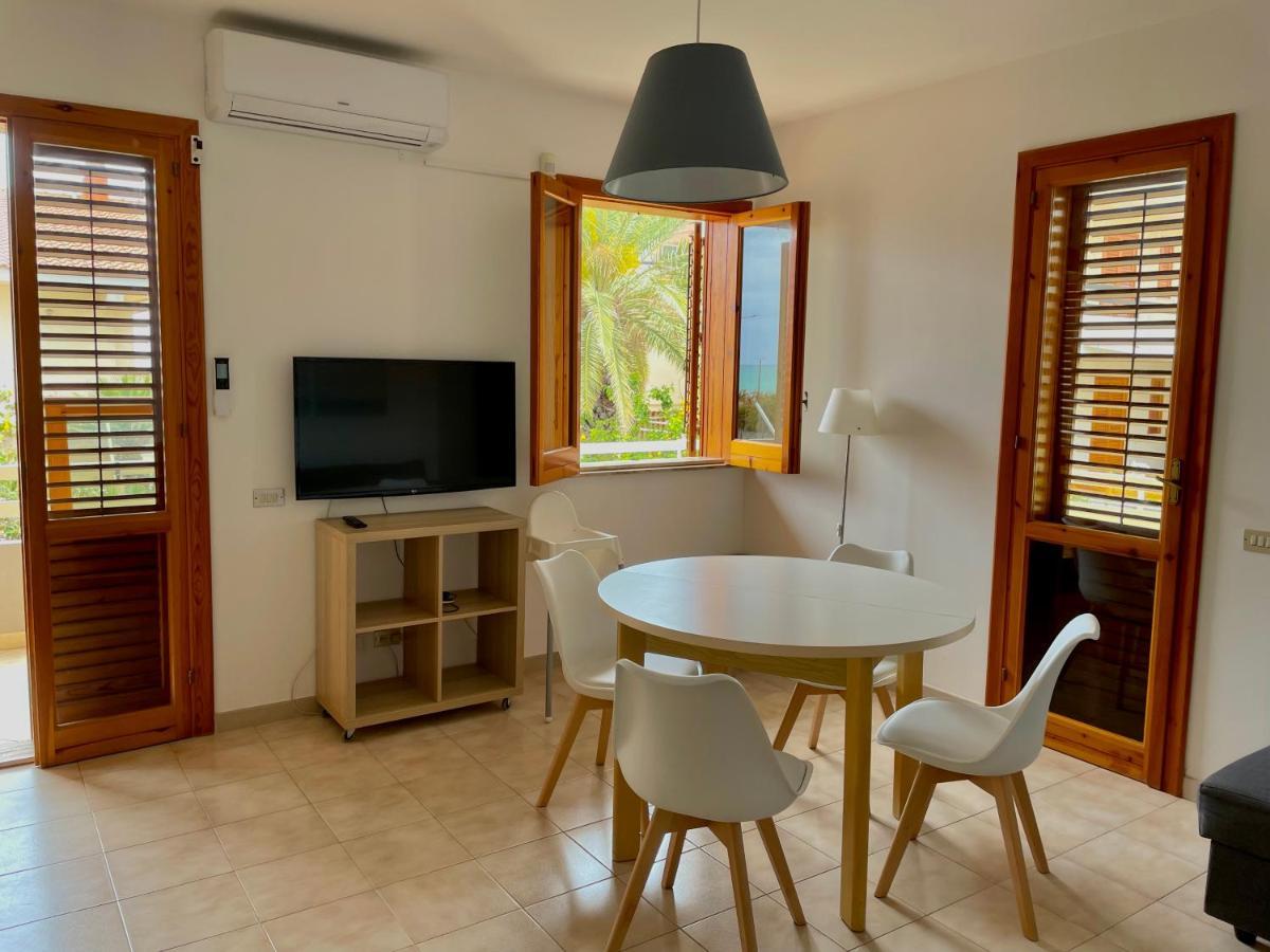 Beachfront Rooms Marina Di Ragusa Exterior foto